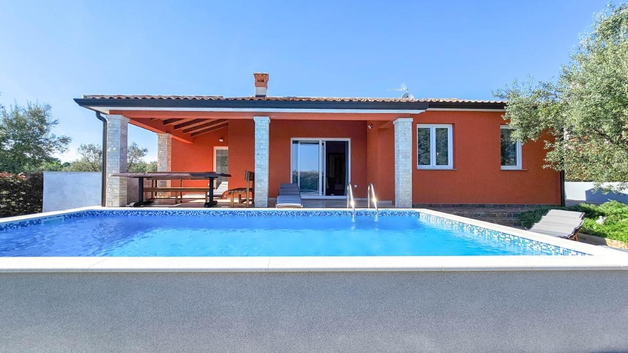 Vila Casa Gojtan Karigador Exteriér fotografie