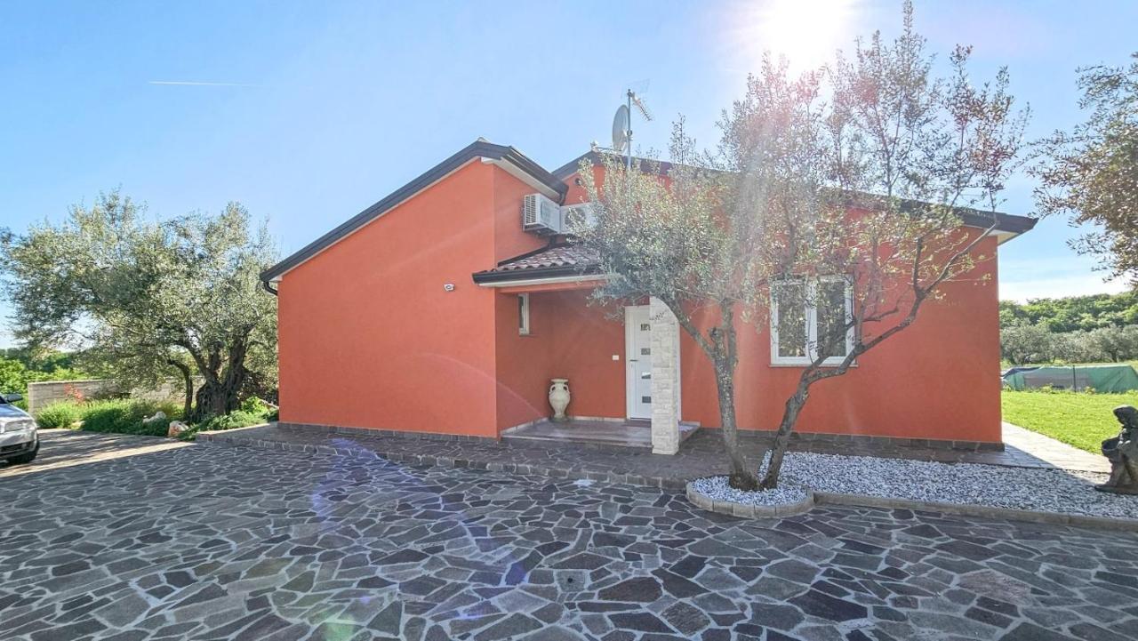 Vila Casa Gojtan Karigador Exteriér fotografie