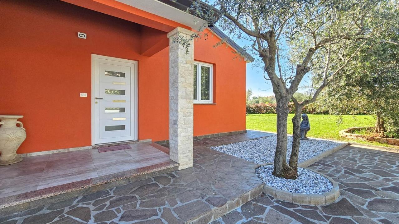 Vila Casa Gojtan Karigador Exteriér fotografie