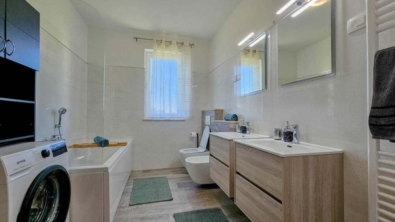 Vila Casa Gojtan Karigador Exteriér fotografie